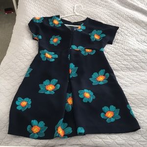 Banana republic super flattering short dress